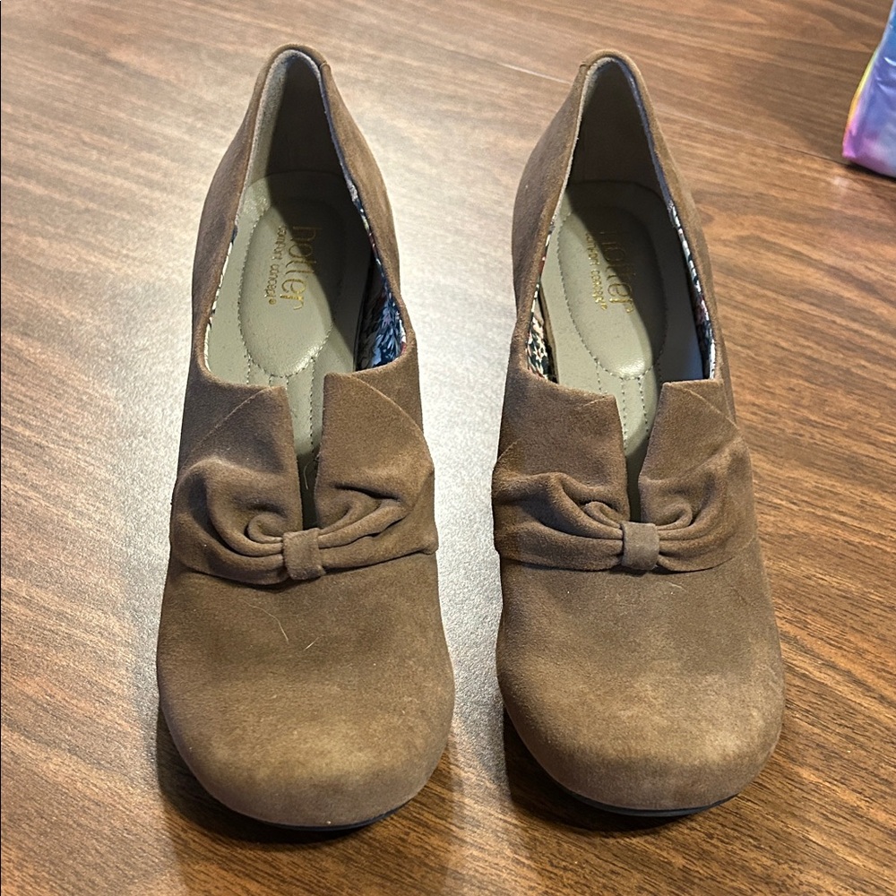 Hotter Comfort Concepts Taupe Suede Heels